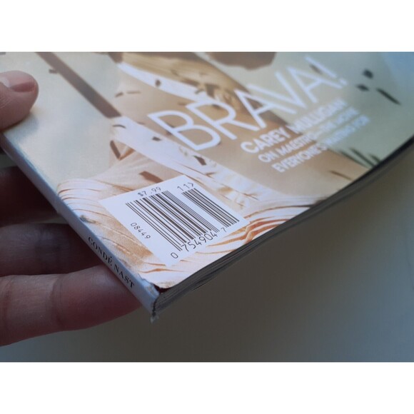 Vogue US Magazine November 2023 Carey Mulligan Alicia Keys Angelina Jolie New - Picture 8 of 8